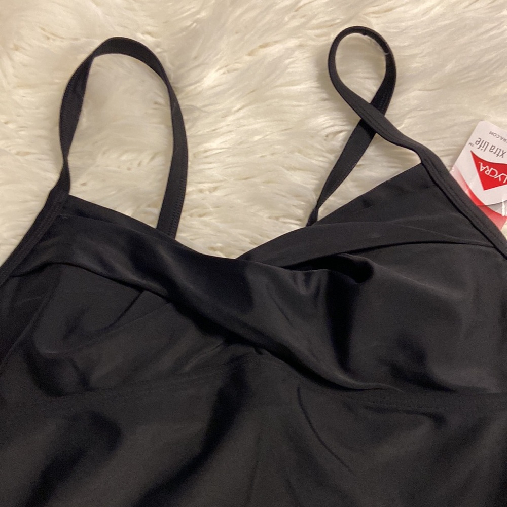 Athleta Black Camisole Top size 34 B/C brand new adjustable stripes - Picture 8 of 8